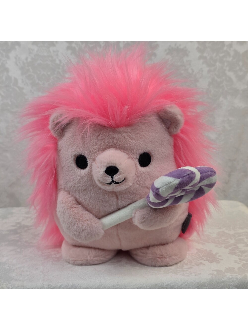 Lollipop Hallmark Valentine Sweet Treat Hedgehog Singing Dancing Toy 2021